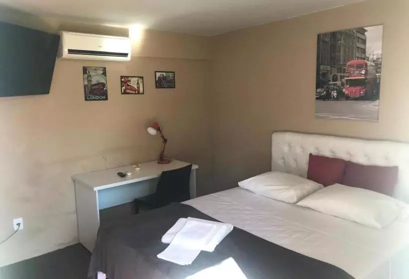 پانسیون Albergo Alegria