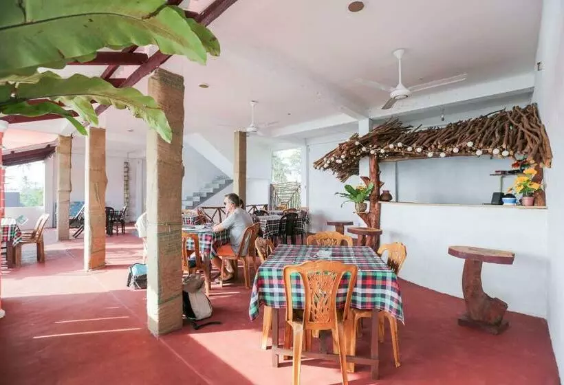 ペンション Lazies Midigama