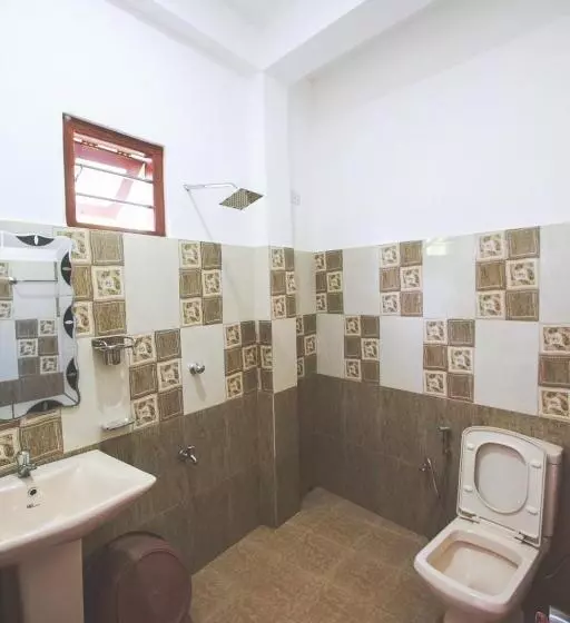 ペンション Lazies Midigama