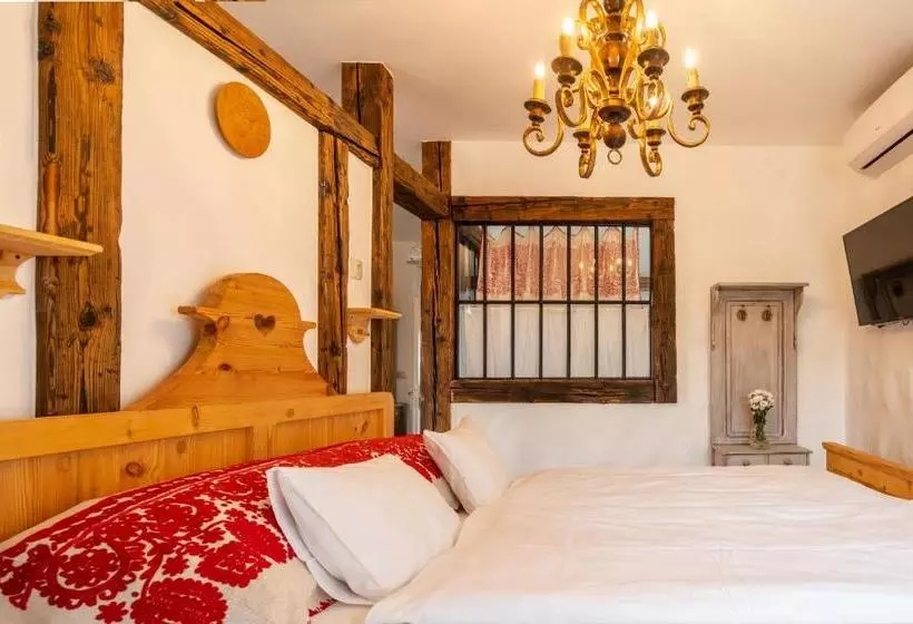 Retkeilymaja Tenkes Fogadó és Vendégház Harkány