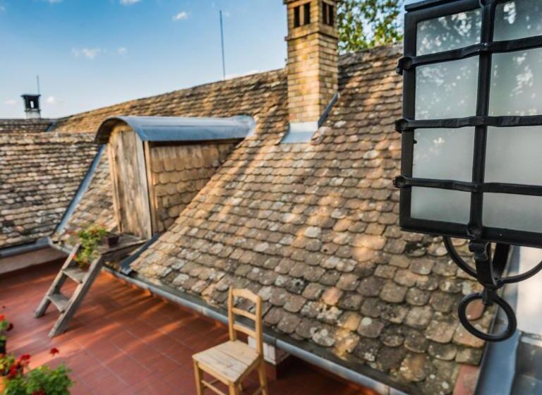 Общежитие Tenkes Fogadó és Vendégház Harkány