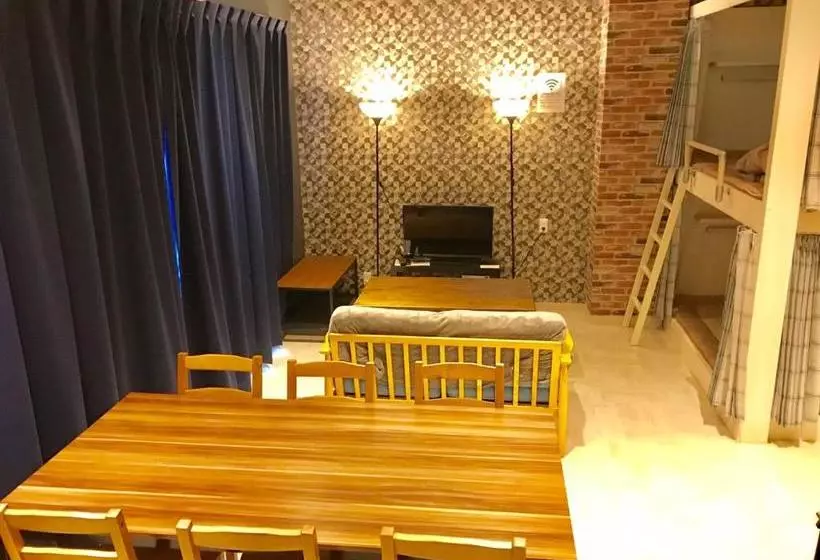 ペンション Family Hotel Hikaria