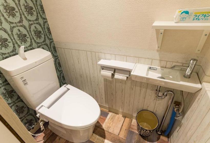 بنسيون Family Hotel Hikaria