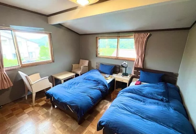 ペンション Little Alaskan Guest House