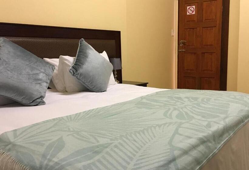 Pension Riverton Manor