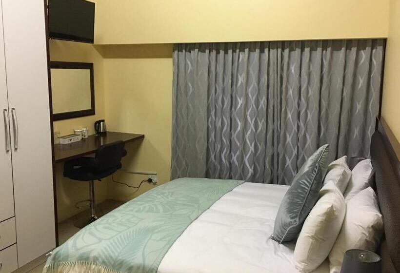 Pension Riverton Manor