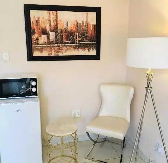 Majatalo Riverton Manor