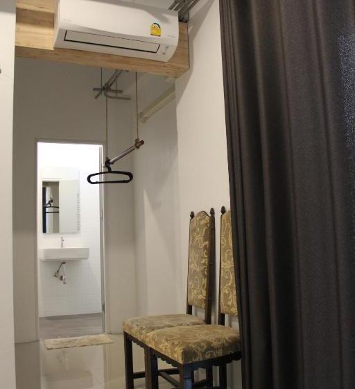 پانسیون The Good Days