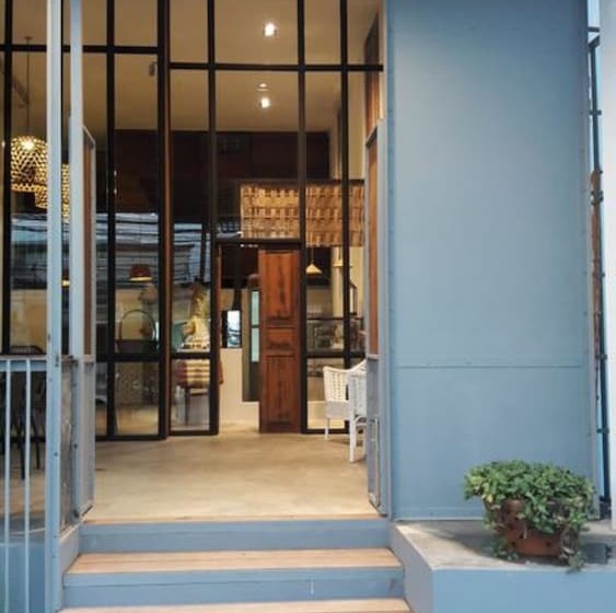 پانسیون The Good Days