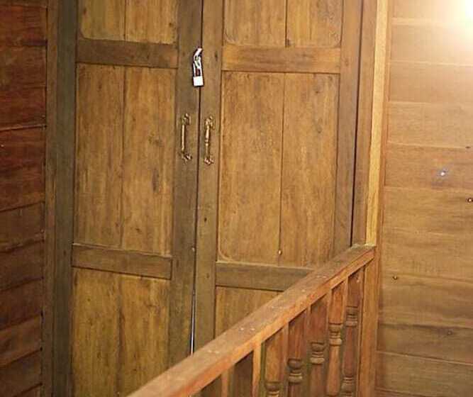 پانسیون The Good Days