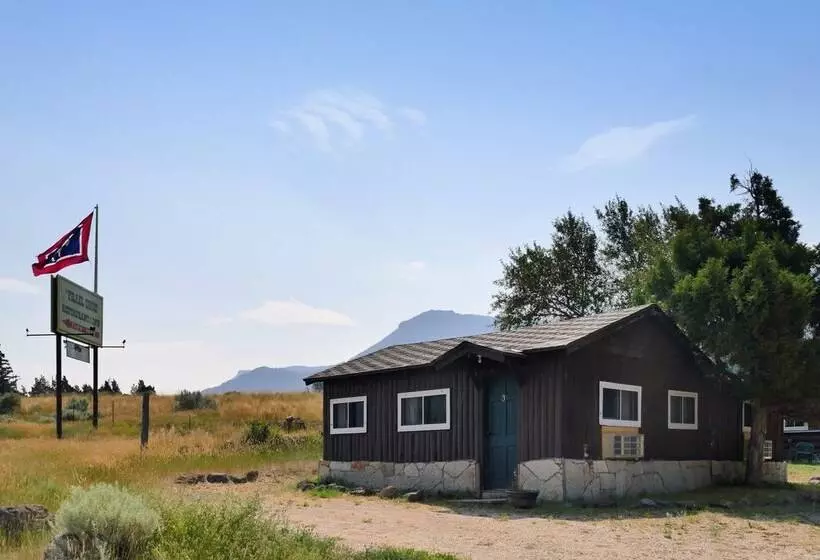 Retkeilymaja Trail Shop Inn