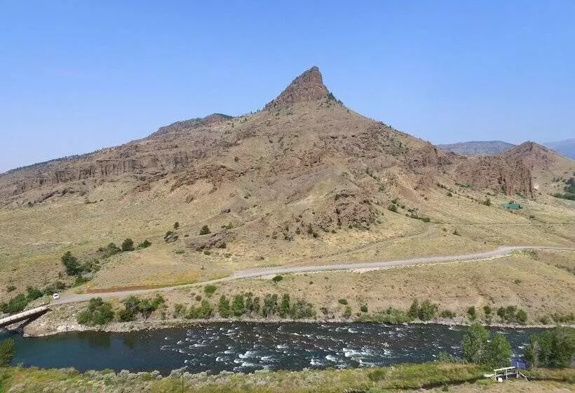 Retkeilymaja Trail Shop Inn