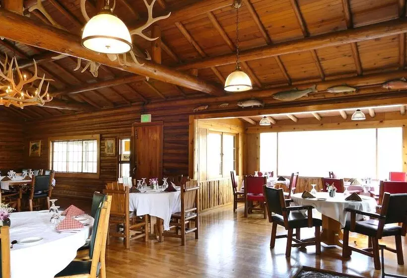 Retkeilymaja Trail Shop Inn