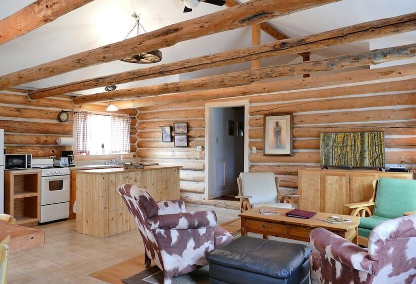 Общежитие Trail Shop Inn