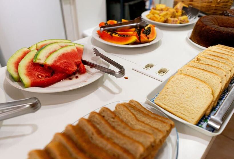 پانسیون Pousada Hebrom