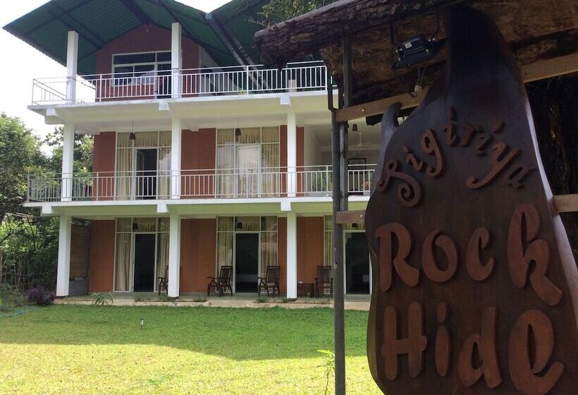 Pension Sigiriya Rock Hide