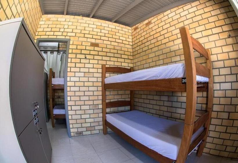 פנסיון Innbox   Praia Do Rosa