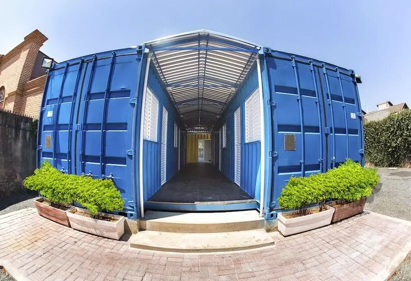 ペンション Residencial Villa Container