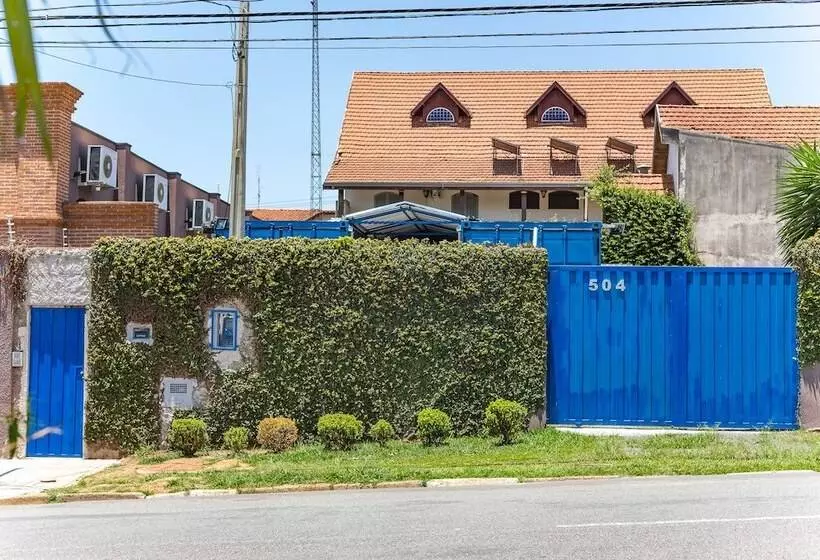 ペンション Residencial Villa Container