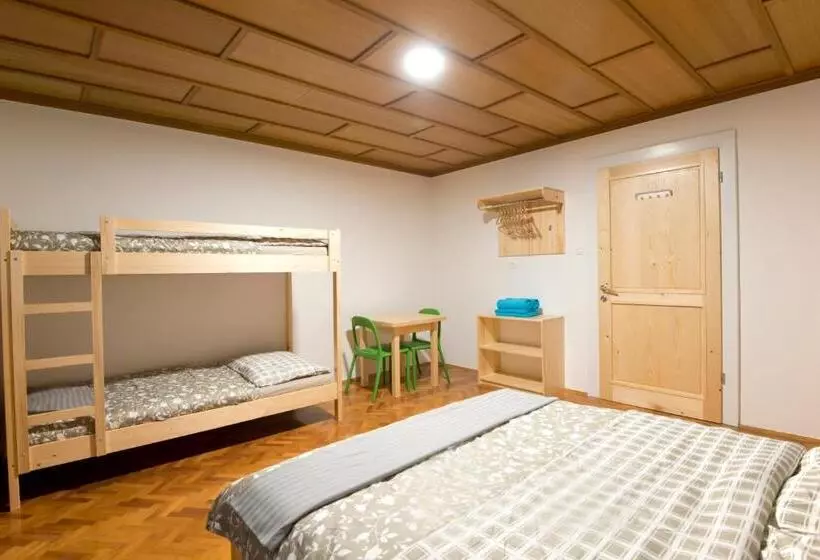 پانسیون Vila Lipa