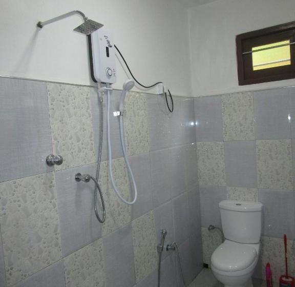 펜션 Maneesha Guest House