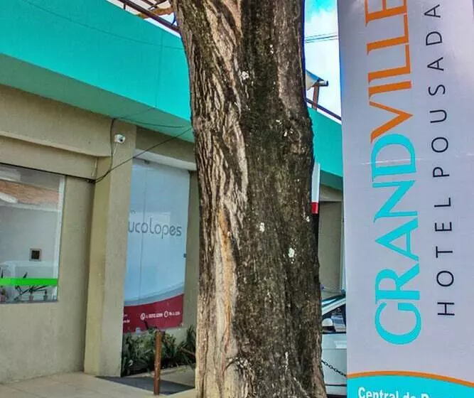 Majatalo Grandville Hotel Pousada