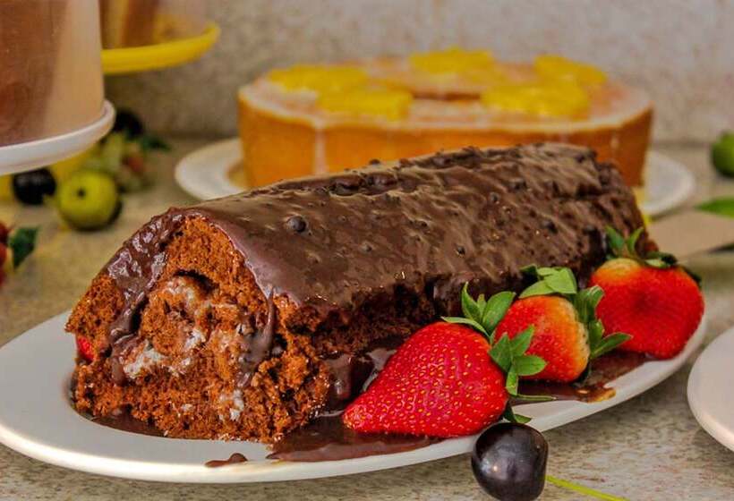 بنسيون Grandville Hotel Pousada