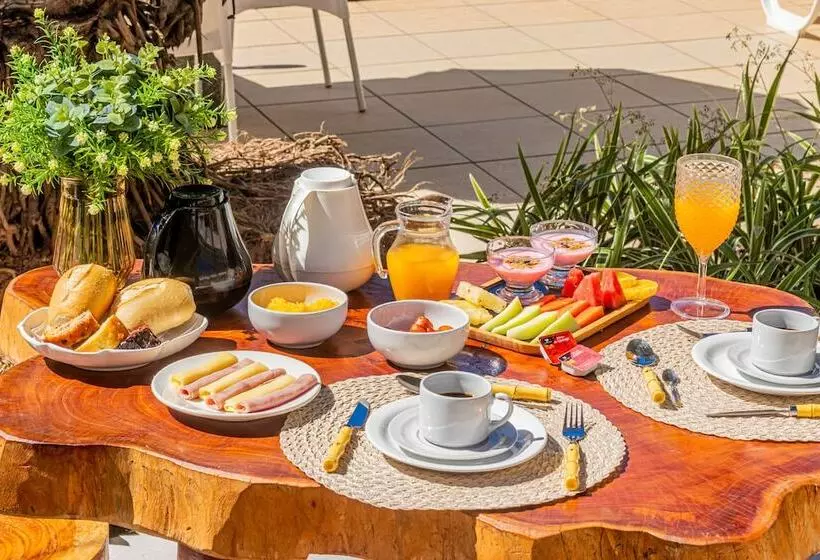 Majatalo Grandville Hotel Pousada