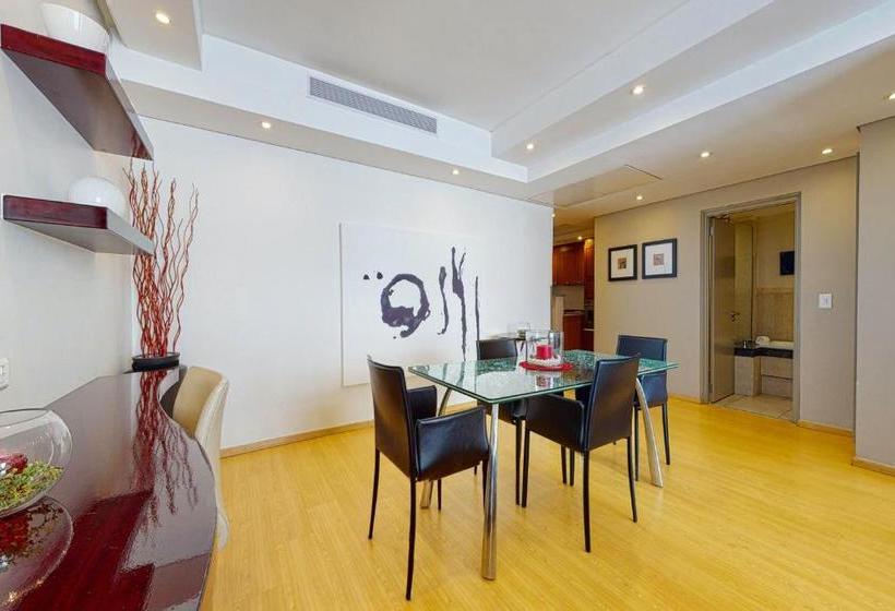 Stunning Cape Town Apart