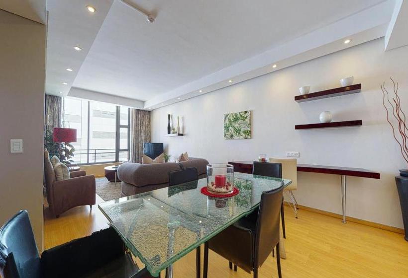 Stunning Cape Town Apart