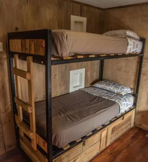 هاستل Puma House