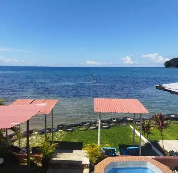 ペンション Ofiuras Hostal