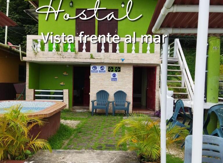 پانسیون Ofiuras Hostal