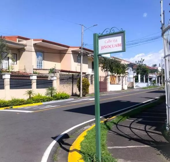 Retkeilymaja Ester`s Place