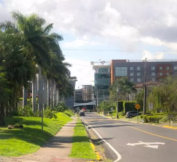 Retkeilymaja Ester`s Place