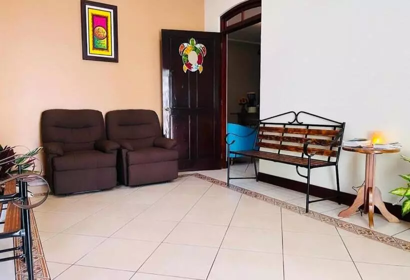 Retkeilymaja Ester`s Place