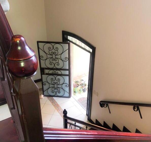 فندق صغير Ester`s Place