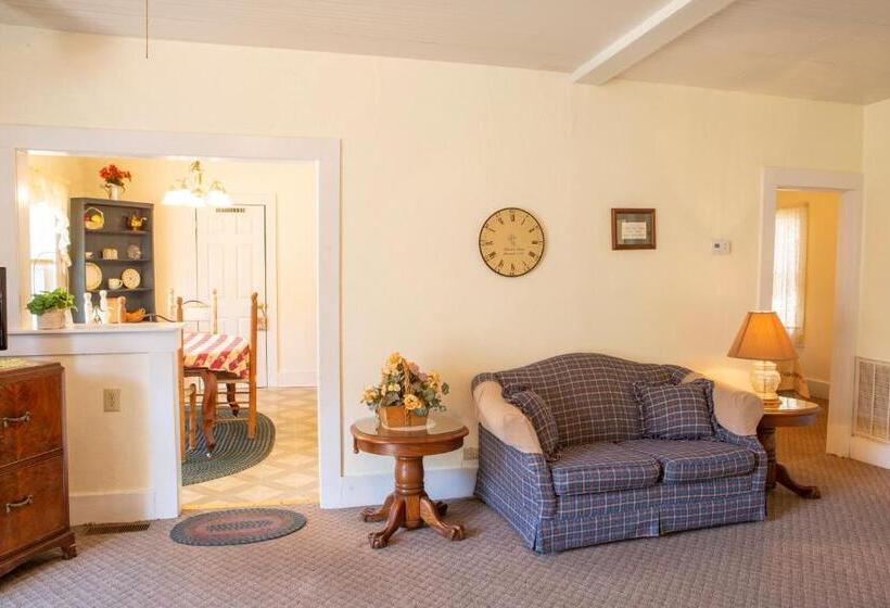 ホテル The Chimney Rock Inn & Cottages