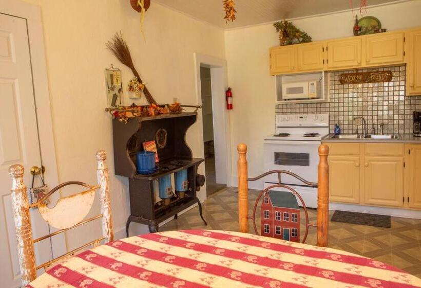 ホテル The Chimney Rock Inn & Cottages