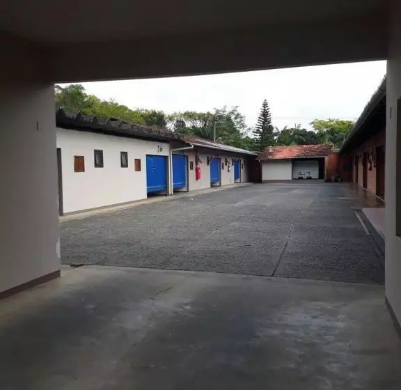 Motel Casa Branca