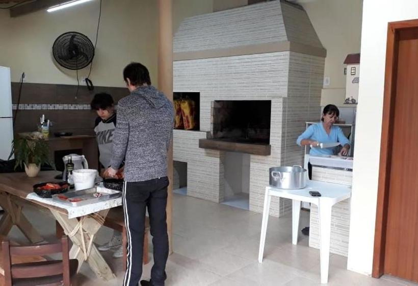 پانسیون Carpe Diem Bombinhas