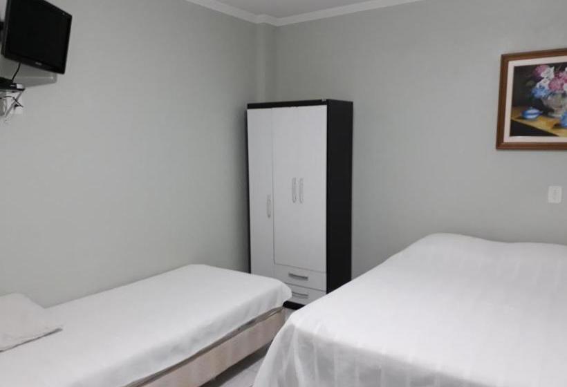 پانسیون Carpe Diem Bombinhas