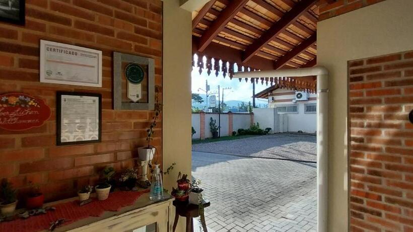 بنسيون Pousada Agradável Pomerode