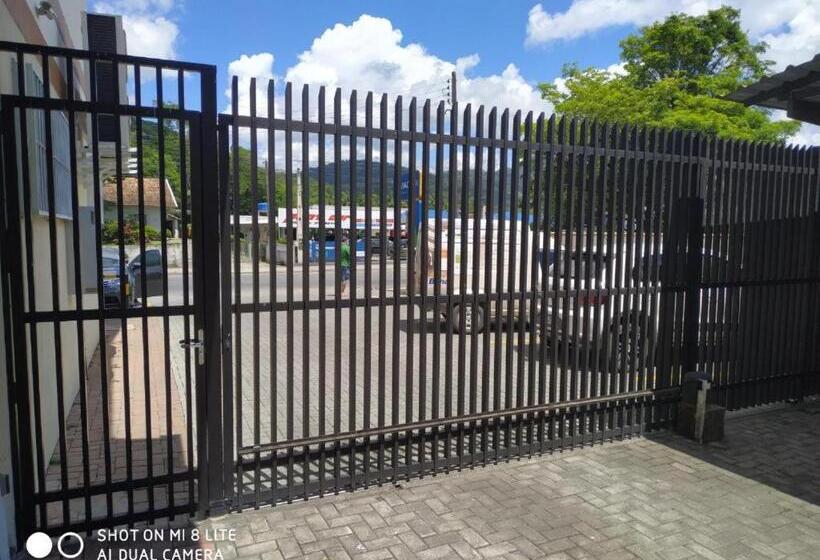 بنسيون Pousada Agradável Pomerode