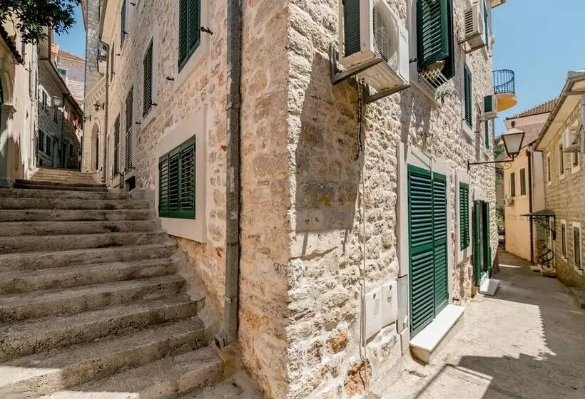 پانسیون Villa Stari Grad