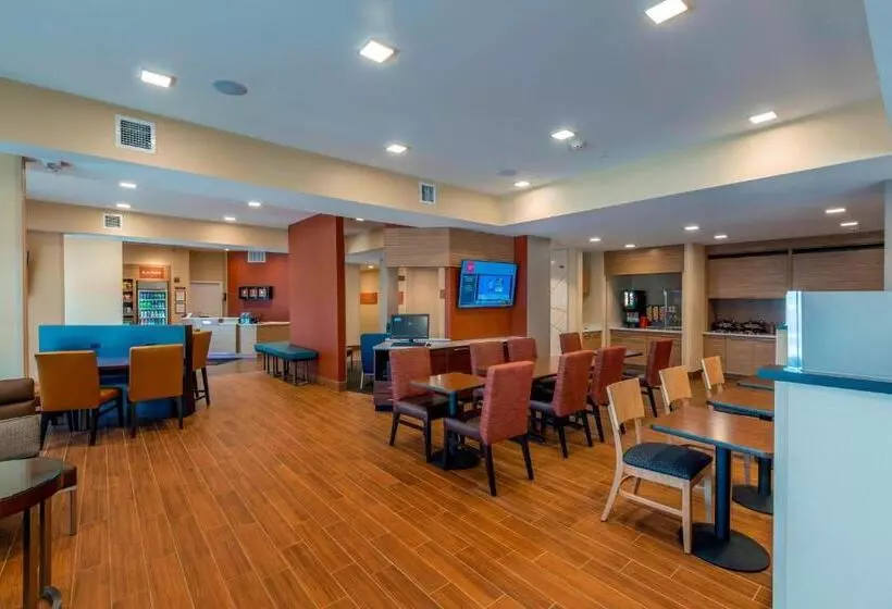ホテル Towneplace Suites By Marriott Hopkinsville