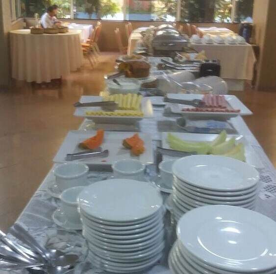 Flat Oeste La Residence