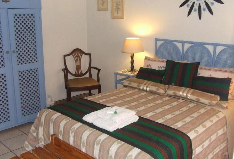 ペンション Old Coach Road Guest House