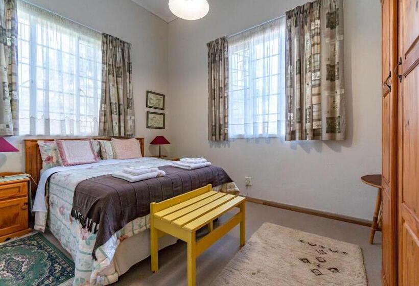 ペンション Old Coach Road Guest House