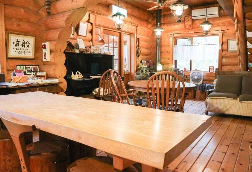 Vandrarhem Canadian Loghouse Inn Azuminoyujin